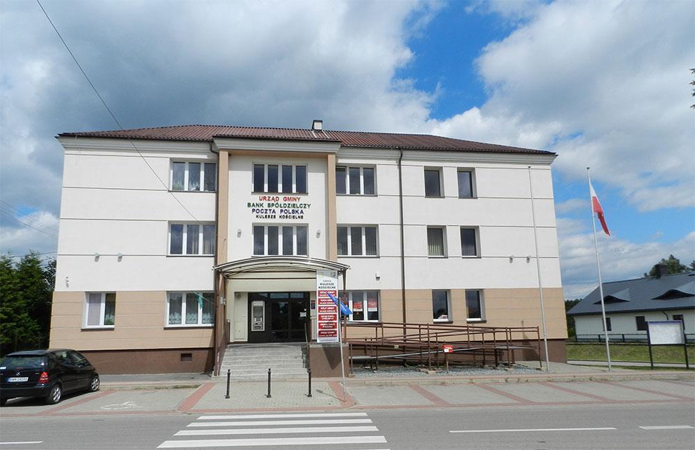 Zdjęcie: Budynek Urzędu Gminy, Banku Spółdzielczego, Poczty Polskiej