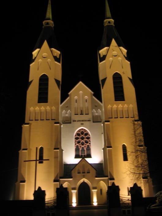 Zdjęcie: Kościół parafialny pod wezwaniem św. Bartłomieja w Kuleszach Kościelnych